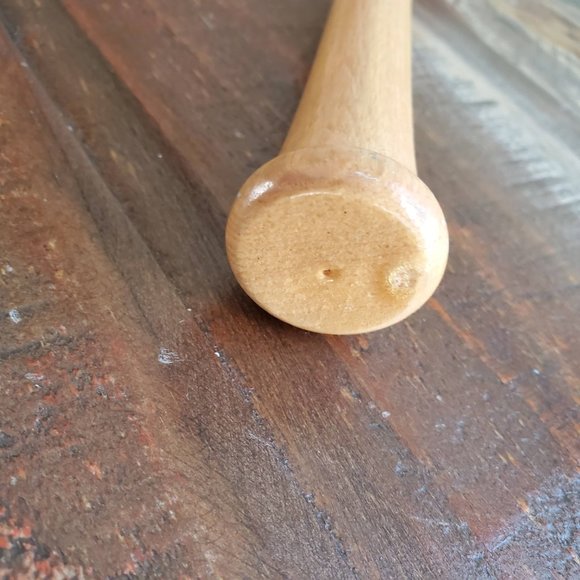 Vintage T.E.I. Boston Red Sox Wood 18" Mini Baseball Bat MLB - 1998 - Picture 7 of 7